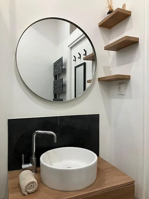 Un Petit Cocon En Plein Coeur Du 11Eme Apartment Paris 0*,