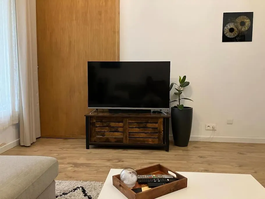 Un Petit Cocon En Plein Coeur Du 11Eme Apartment Paris France